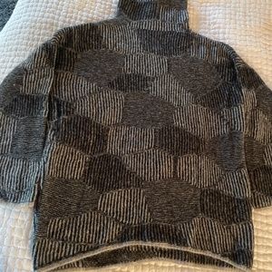 Sarah Pacini sweater